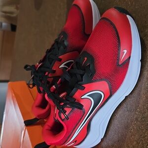 GS4m5Y-Nike Cosmic Runner Big Kids' Shoes “University Red”